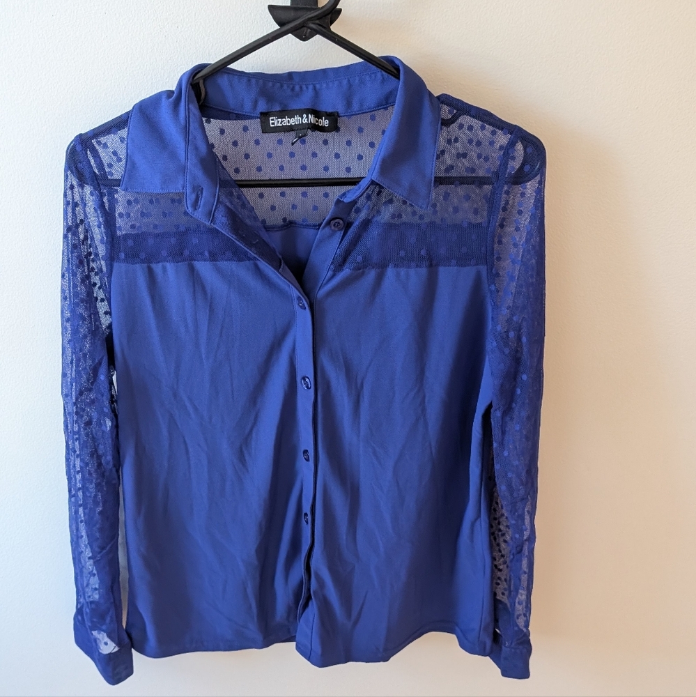 Elizabeth & Nicole royal blue Women's long sleeve button down blouse. Size large